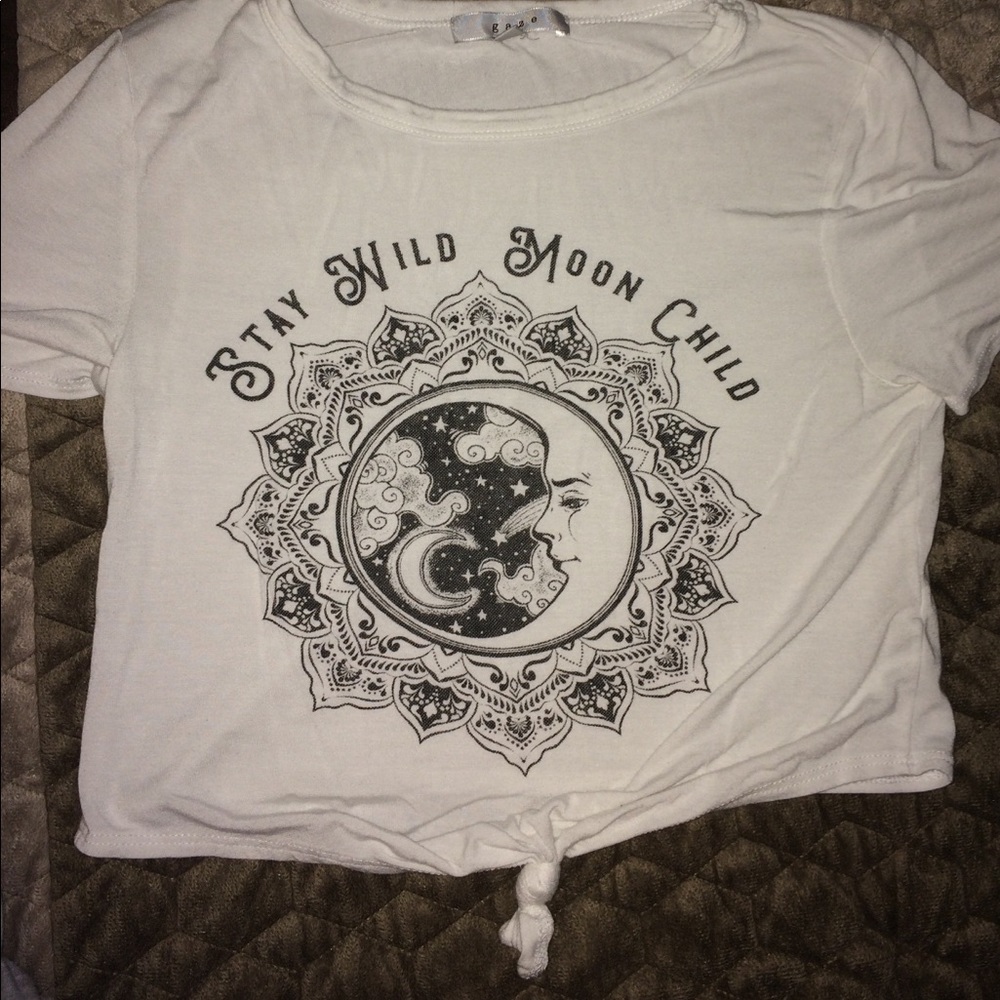 Gaze tee